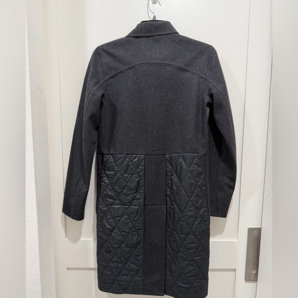RARE LULULEMON Roam Far Wool Coat- Heathered Black / Black (size 0) - Picture 4 of 6